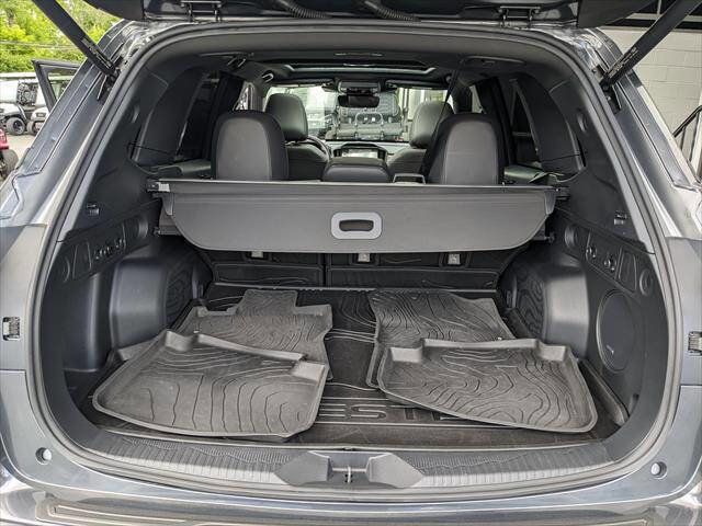 Used 2025 Subaru Forester Sport w/ Popular Package #1 AWD/4WD image 16