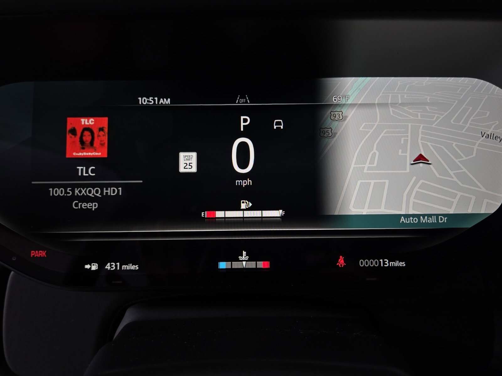 New 2025 Land Rover Range Rover SE image 32
