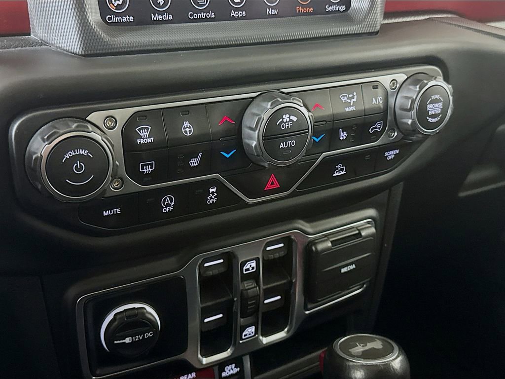 Used 2023 Jeep Wrangler Unlimited Rubicon w/ Cold Weather Group image 14