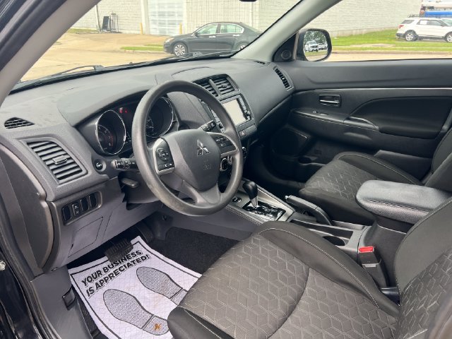 Used 2023 Mitsubishi Outlander Sport SE AWD/4WD image 17
