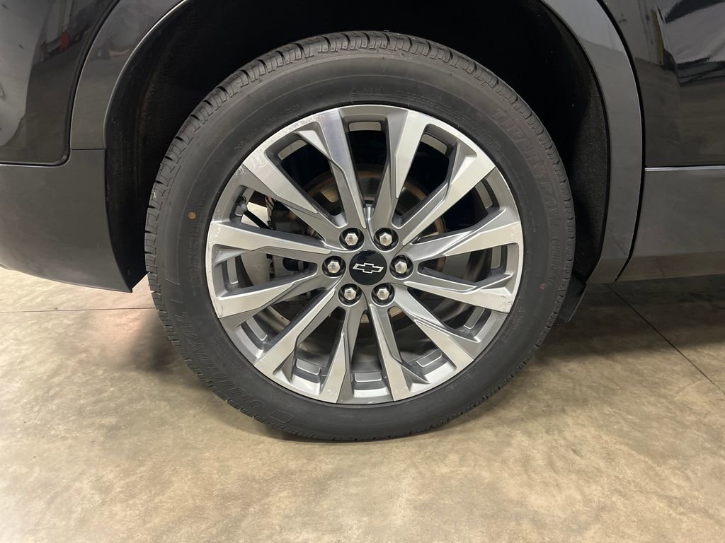 Certified 2022 Chevrolet Blazer Premier w/ Enhanced Convenience Package AWD/4WD image 9