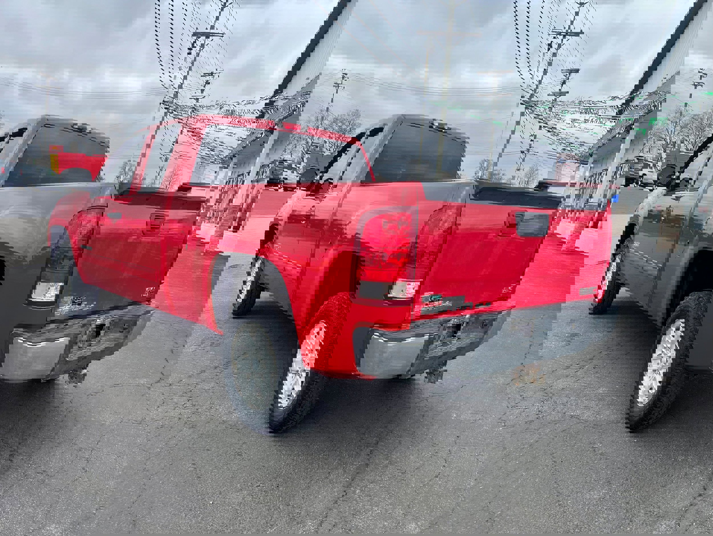 Used 2011 GMC Sierra 1500 SLE w/ Power Tech Package image 6