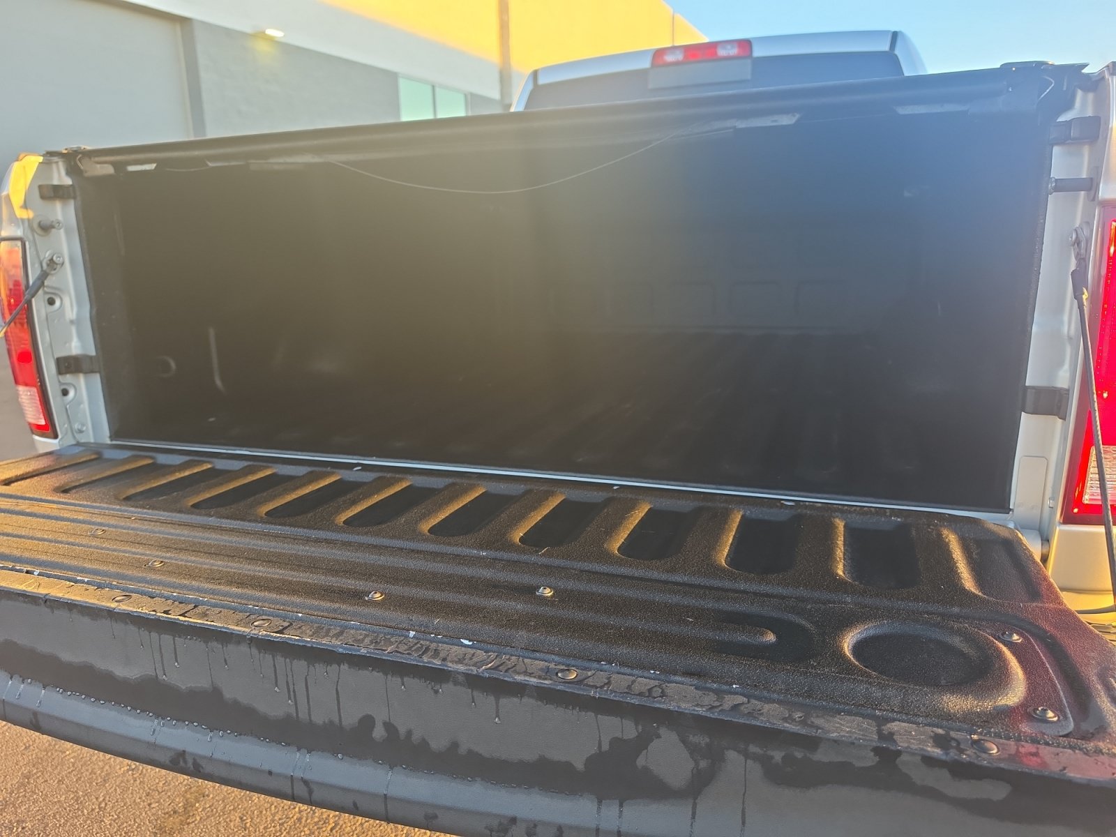 Used 2017 RAM 2500 Big Horn w/ Sport Appearance Group AWD/4WD image 25