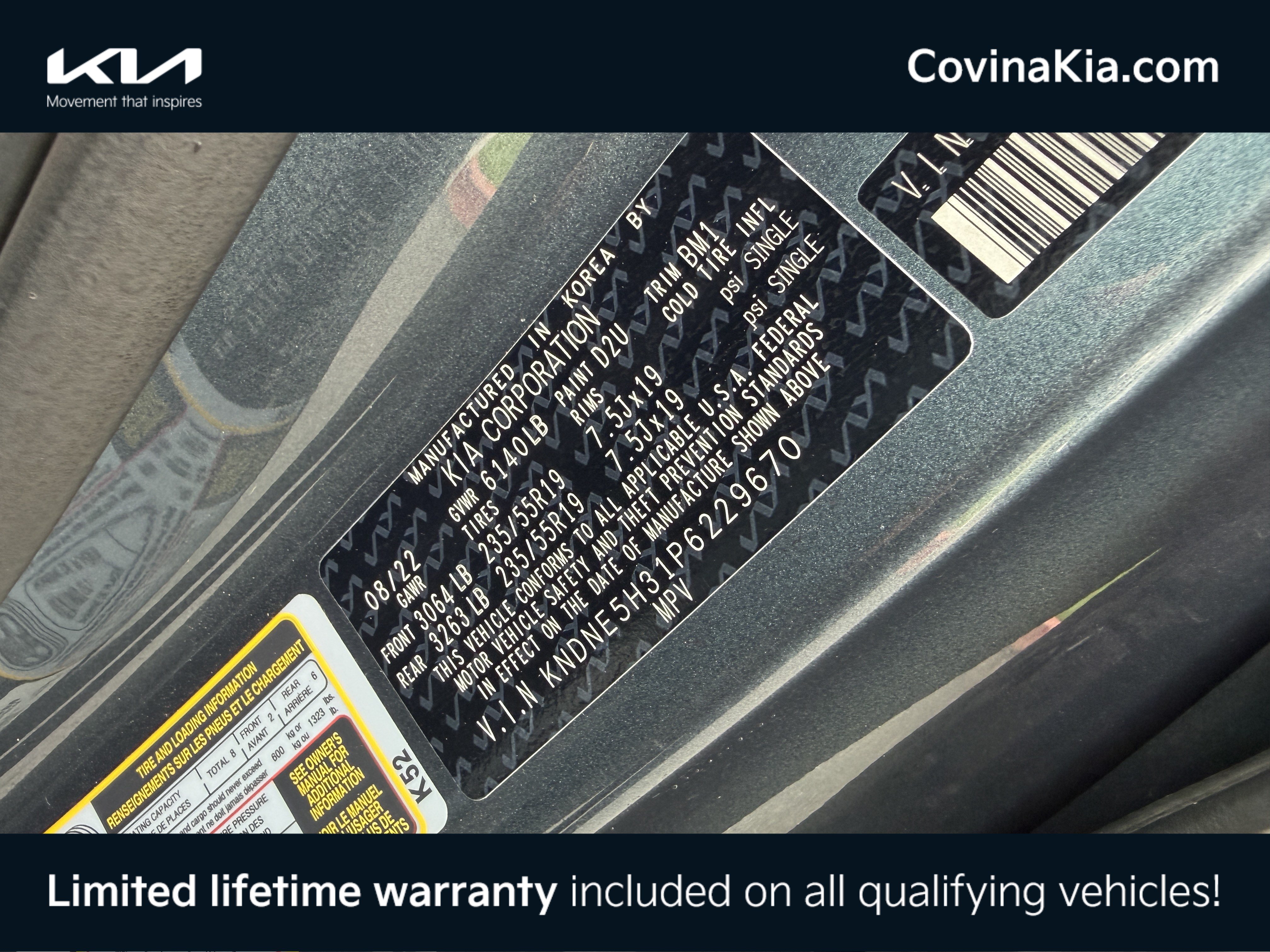 Certified 2023 Kia Carnival SX FWD image 30
