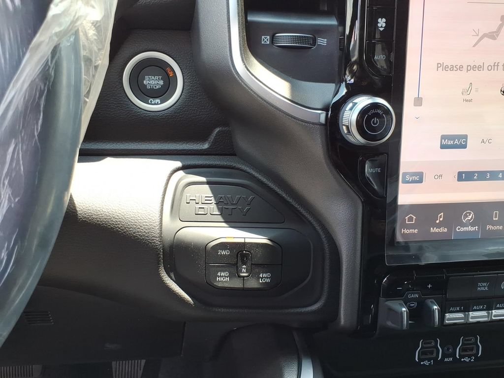 New 2026 RAM 3500 Big Horn AWD/4WD image 16