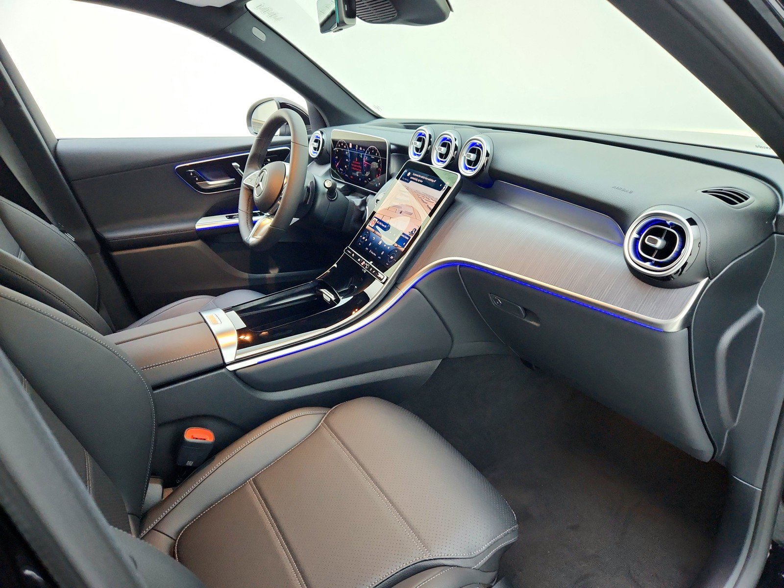 New 2026 Mercedes-Benz GLC 300 image 18