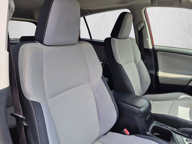 Used 2016 Toyota RAV4 XLE FWD image 19