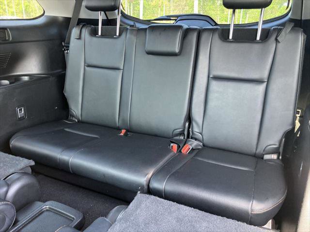 Certified 2019 Toyota Highlander XLE image 26