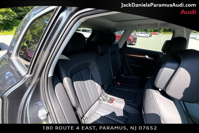 Certified 2023 Audi Q5 2.0T Premium w/ Convenience Package AWD/4WD image 19
