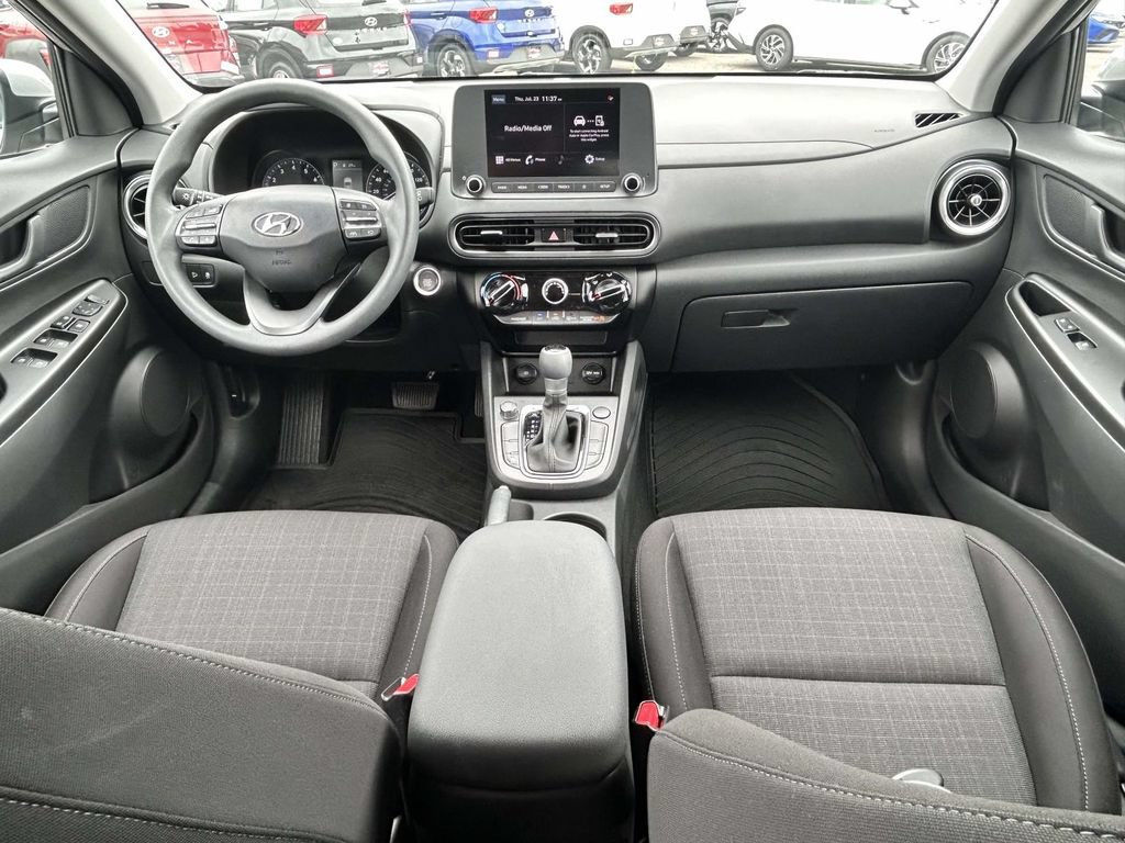 Used 2023 Hyundai Kona SEL w/ Cargo Package FWD image 9