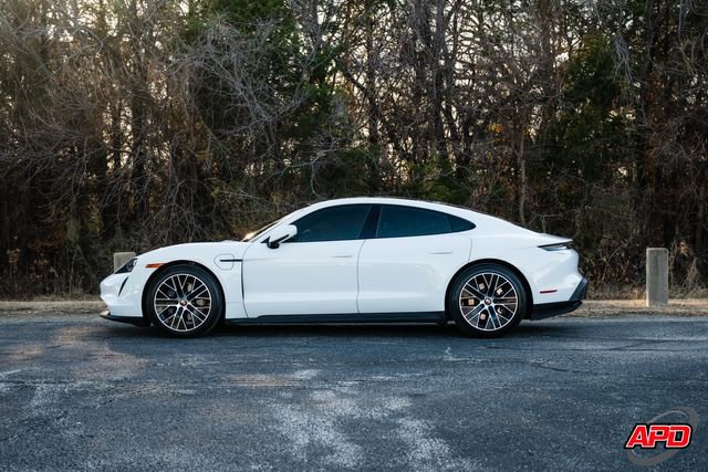 Used 2022 Porsche Taycan image 46