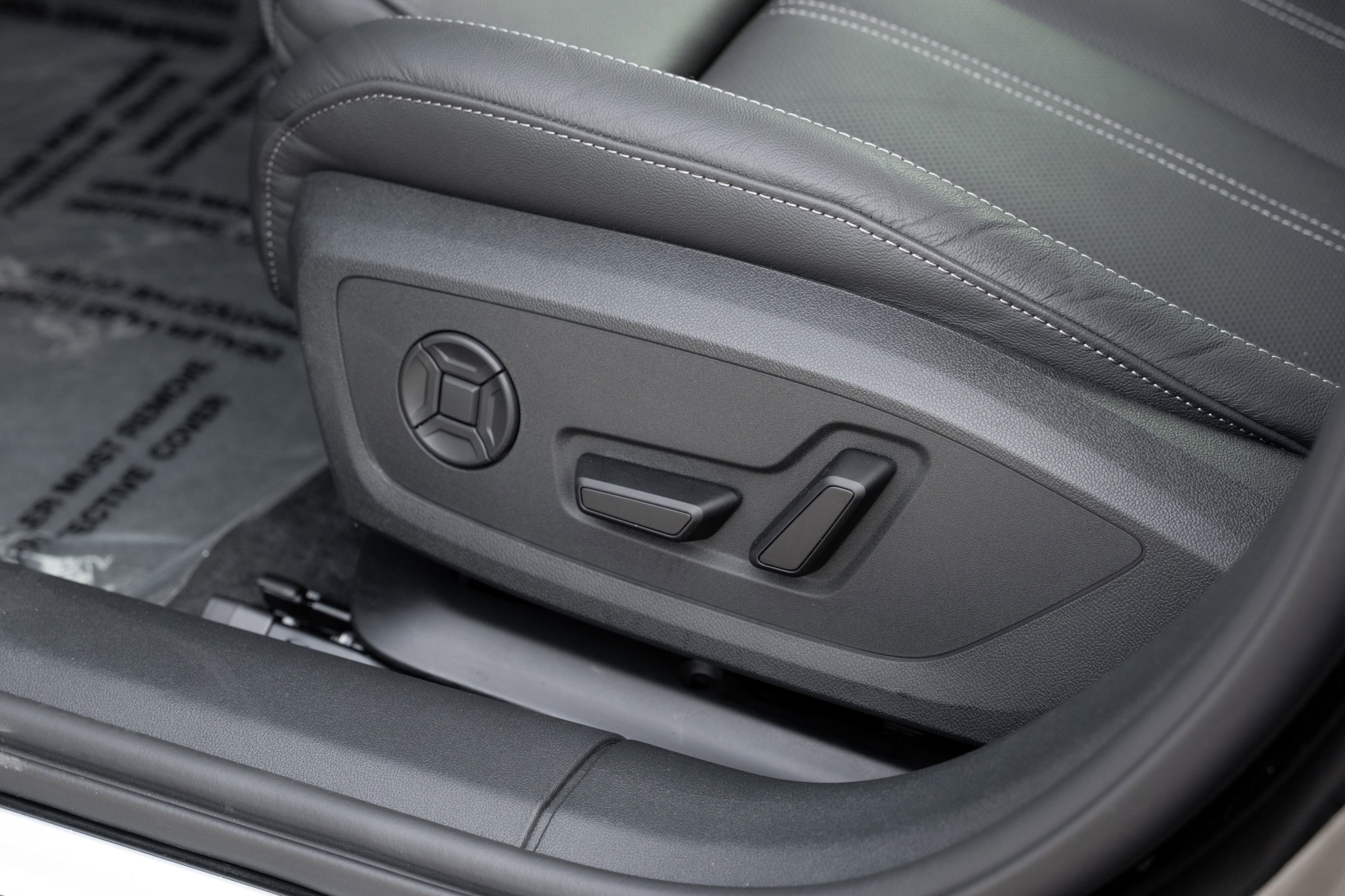 Certified 2025 Audi A5 2.0T Premium Plus w/ Premium Plus image 19