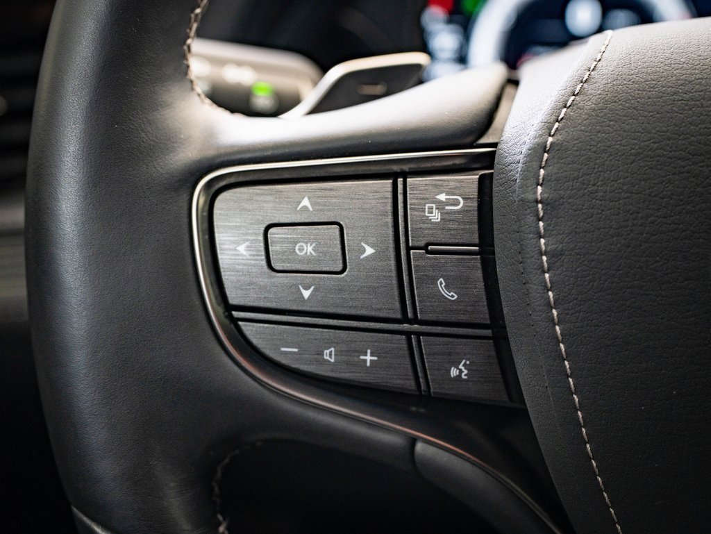 Used 2019 Lexus LS 500 AWD w/ Interior Upgrade Package image 26