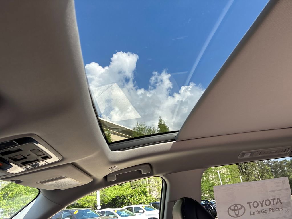 New 2026 Toyota Grand Highlander Limited image 18