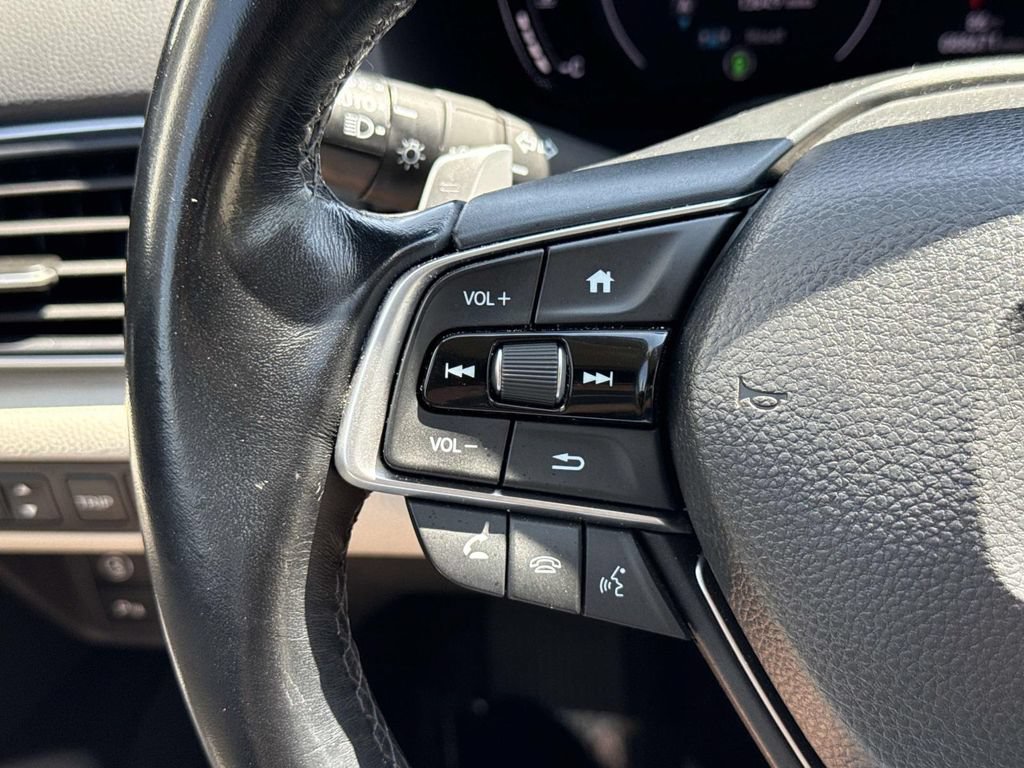 Used 2020 Honda Accord Touring image 37