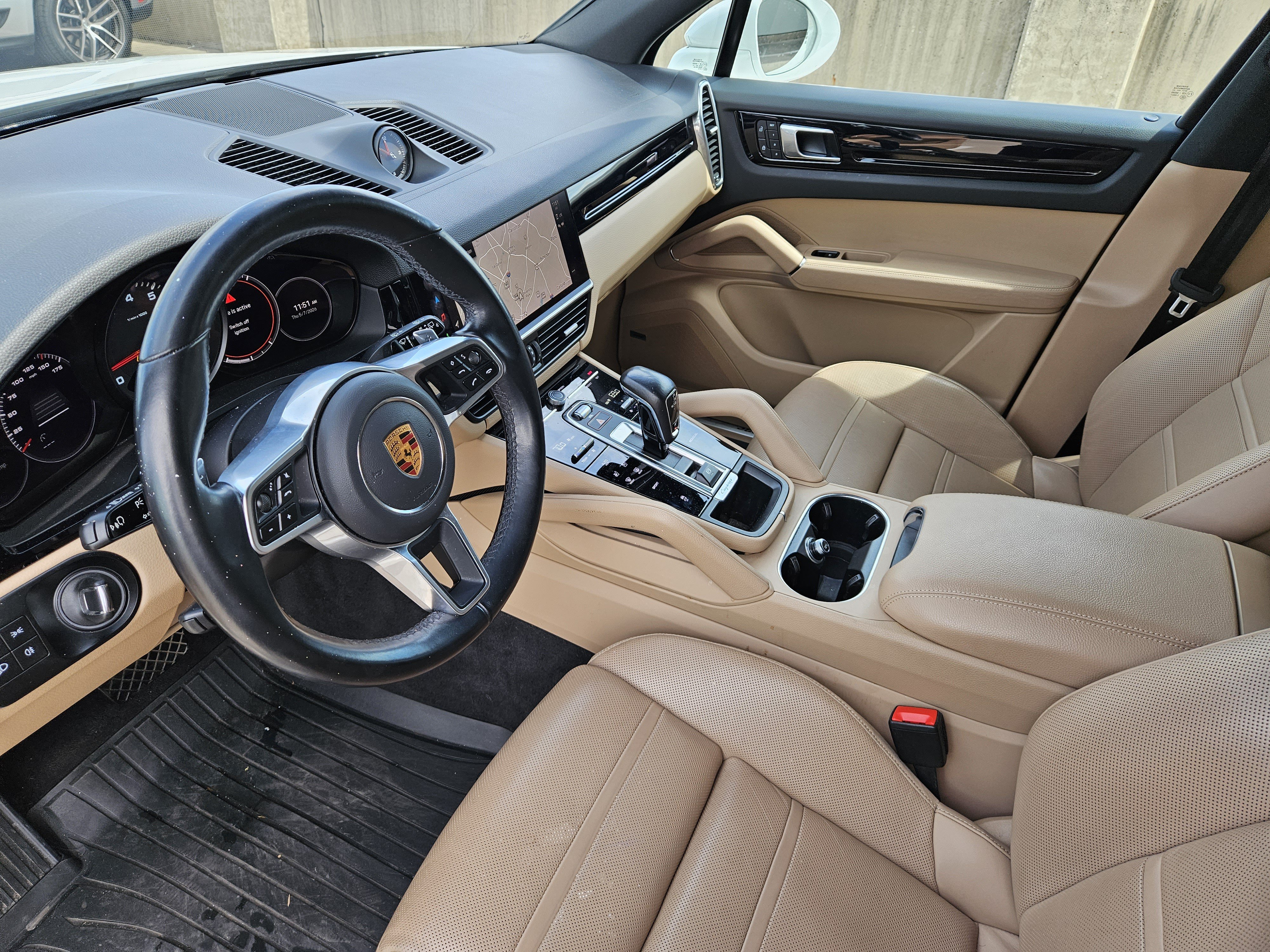 Certified 2022 Porsche Cayenne AWD/4WD image 4