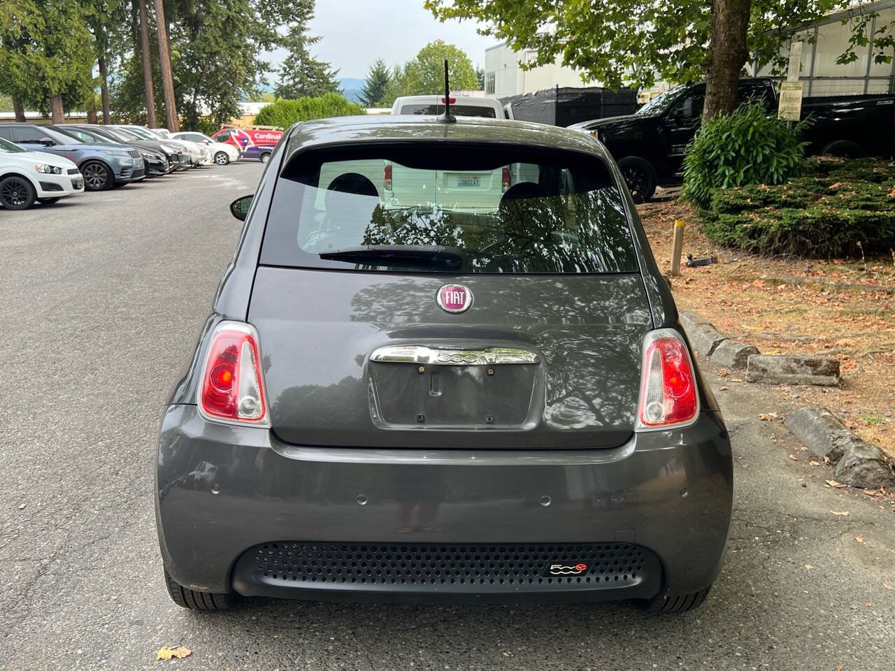 Used 2015 FIAT 500 e FWD image 4