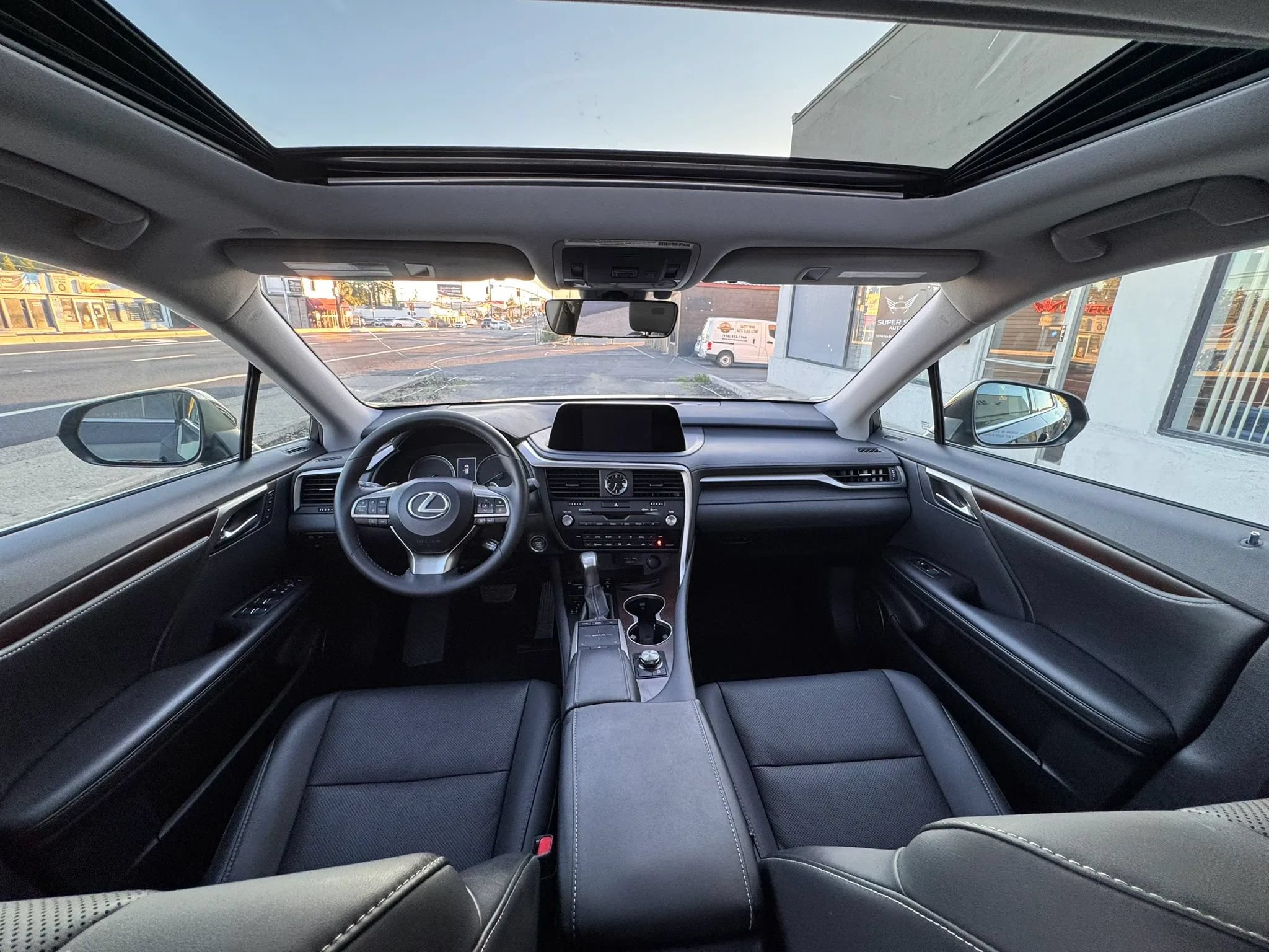 Used 2022 Lexus RX 350 FWD w/ Premium Package image 18