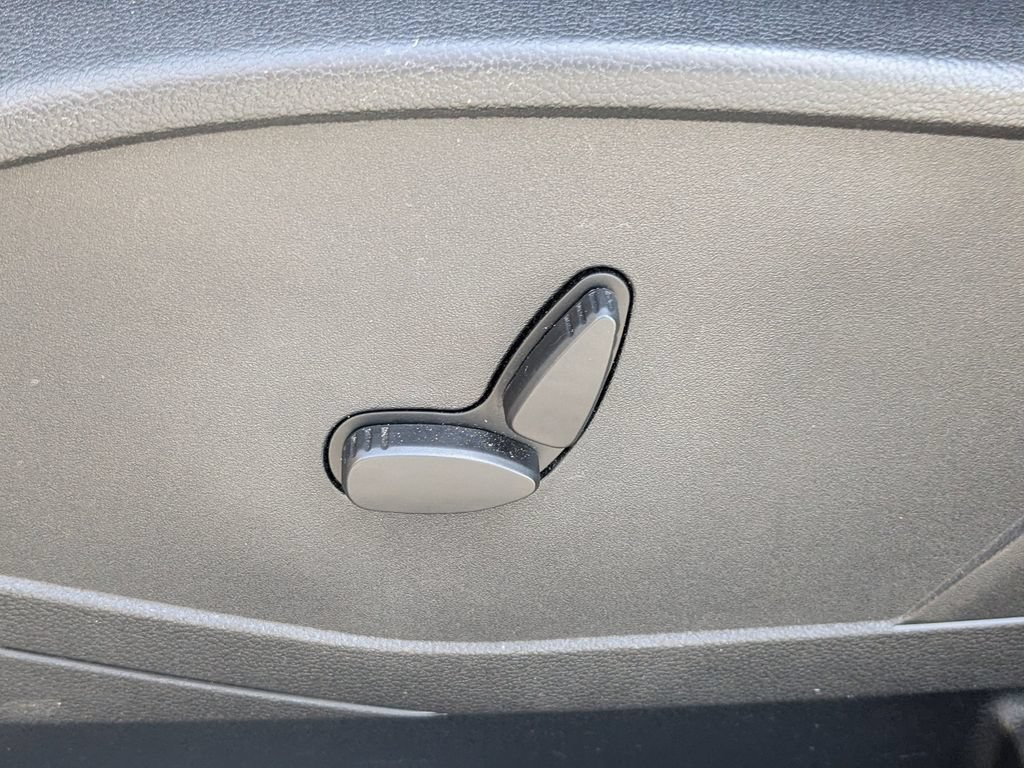 Used 2020 Ford Transit Connect XLT FWD image 22