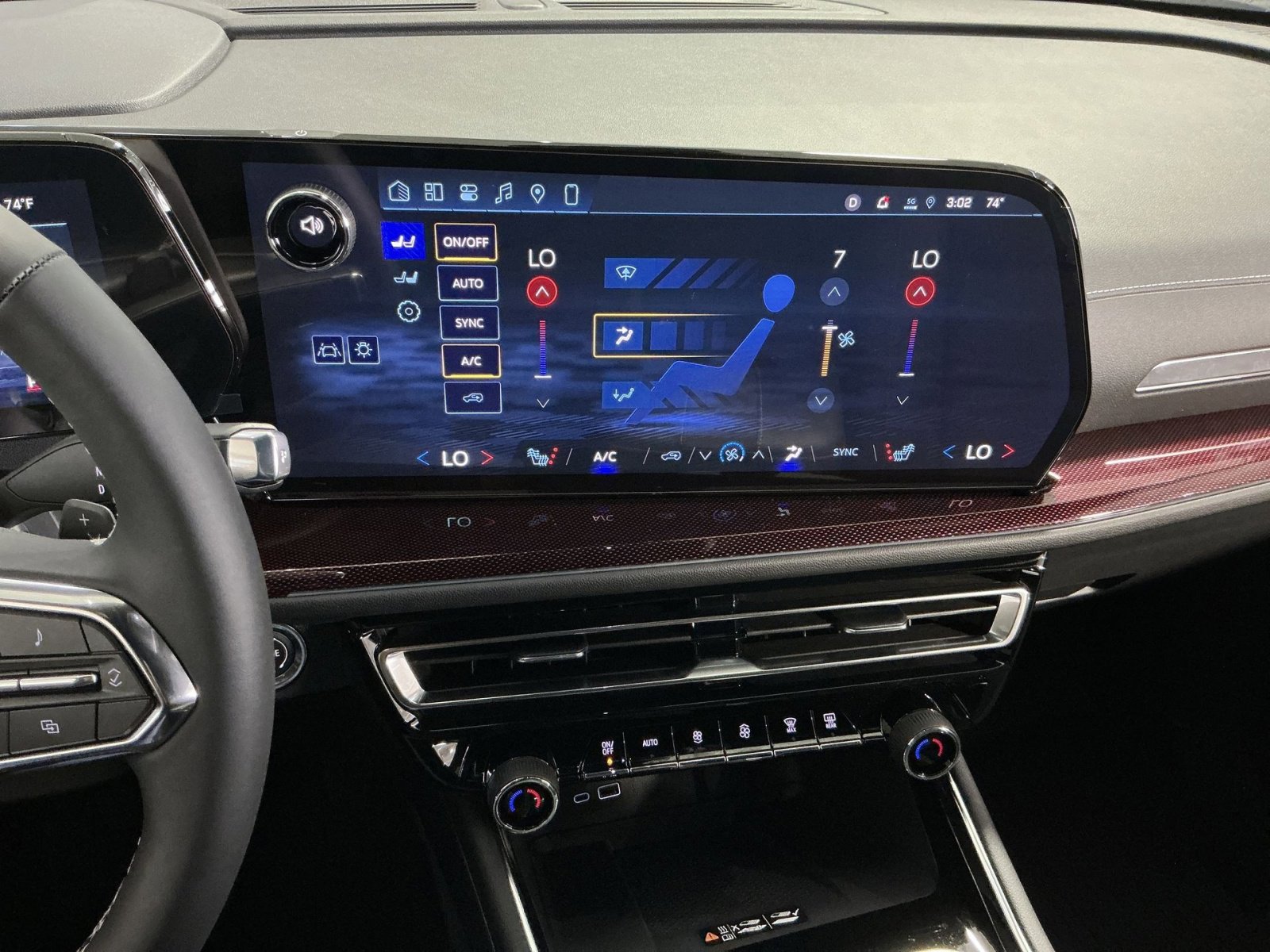 New 2026 Chevrolet Traverse Z71 w/ Driver Confidence Package image 29