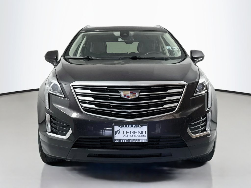 Used 2017 Cadillac XT5 Luxury w/ Driver Awareness Package FWD image 3