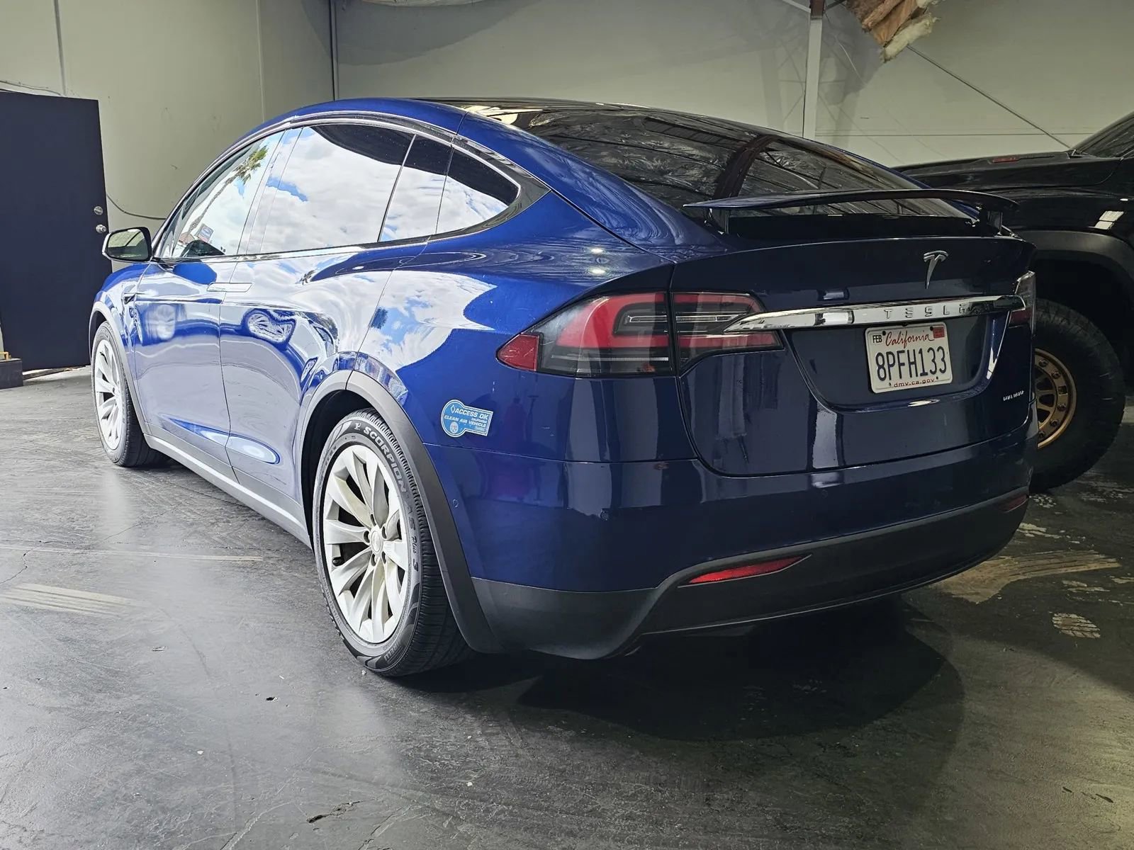 Used 2020 Tesla Model X Long Range AWD/4WD image 2