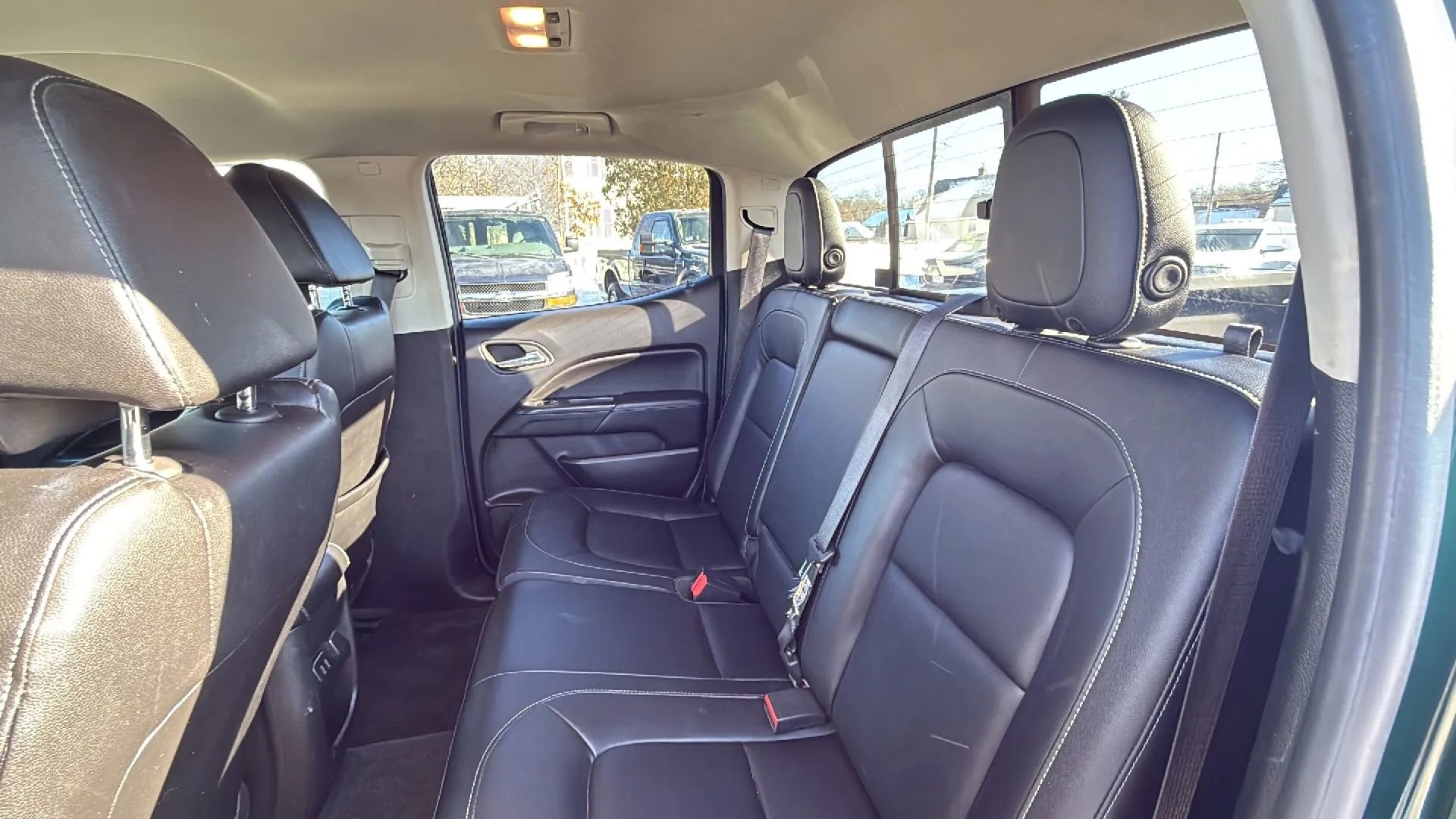 Used 2016 GMC Canyon SLT w/ Driver Alert Package image 19