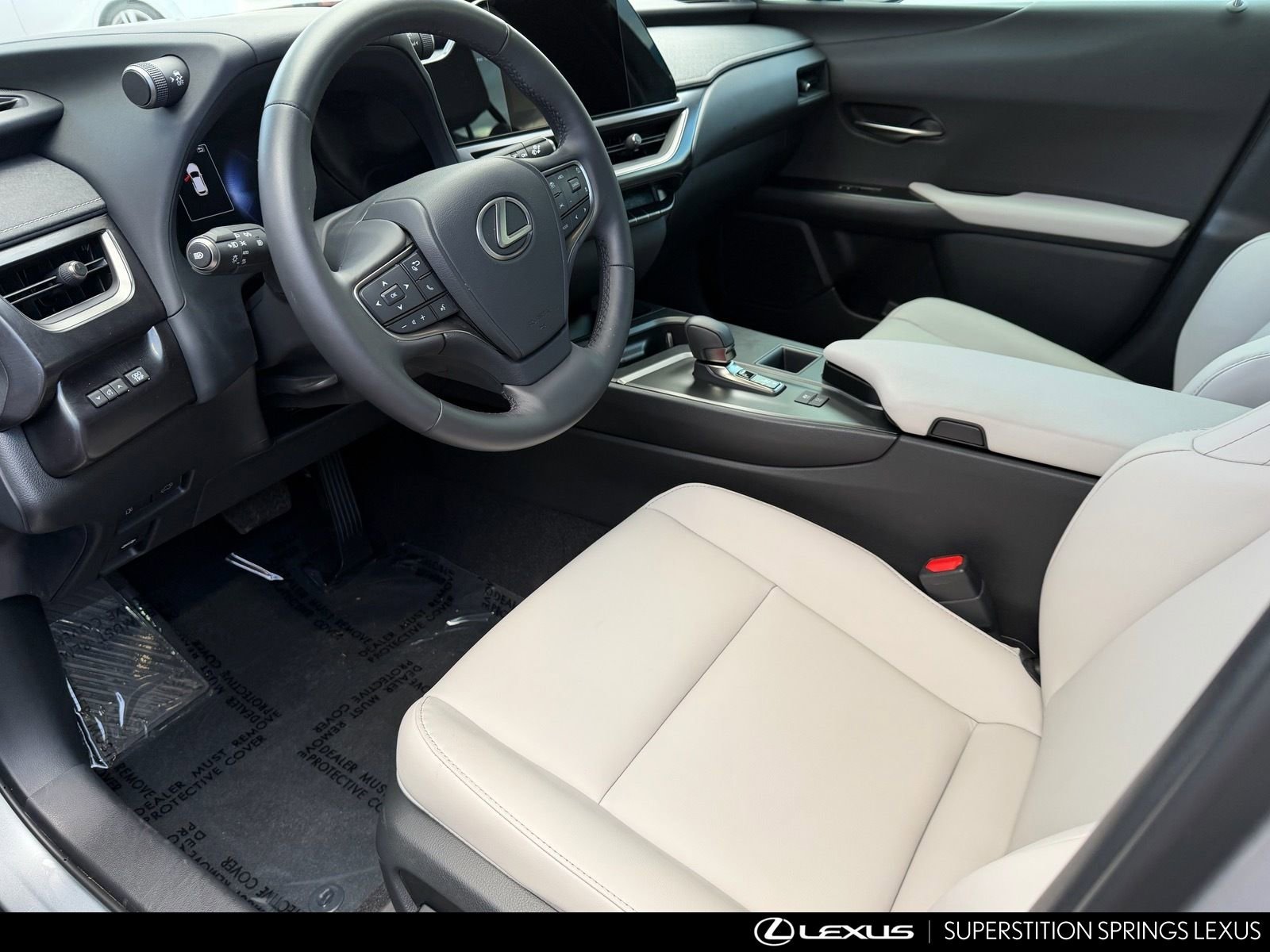 Certified 2025 Lexus UX 300h FWD image 7