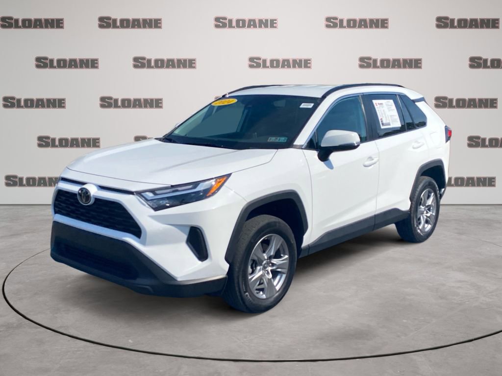 Used 2024 Toyota RAV4 XLE AWD/4WD video 1