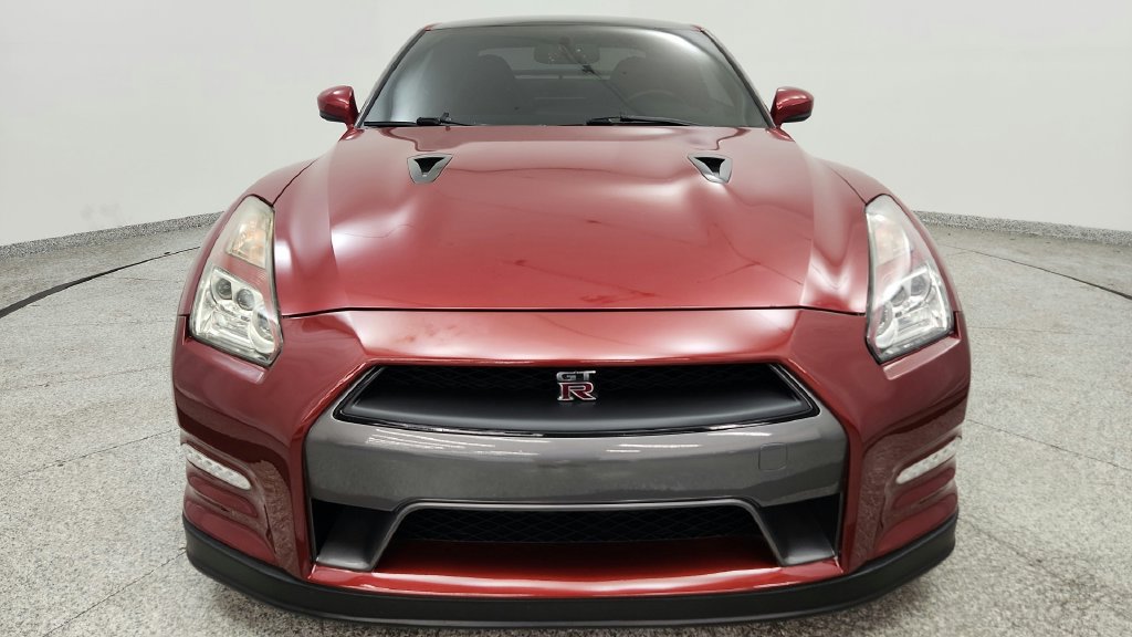 Used 2015 Nissan GT-R Premium AWD/4WD image 9