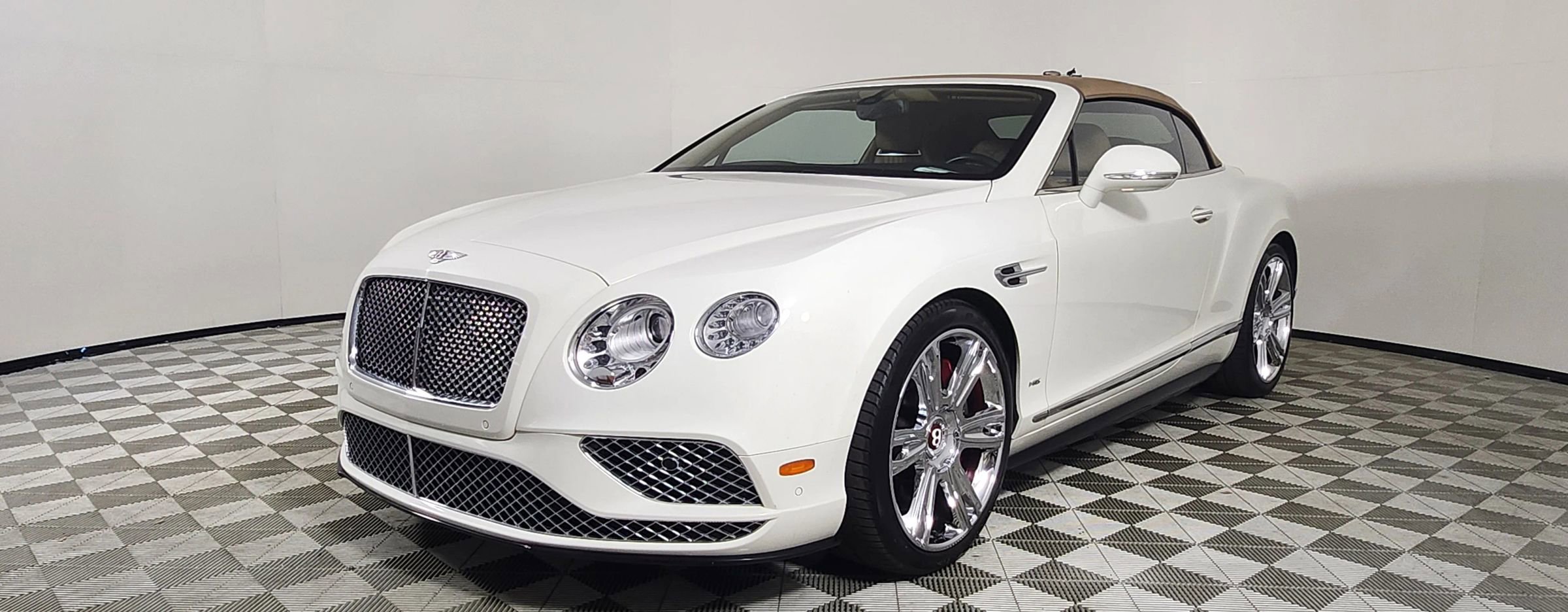 Used 2016 Bentley Continental GT V8 S image 4