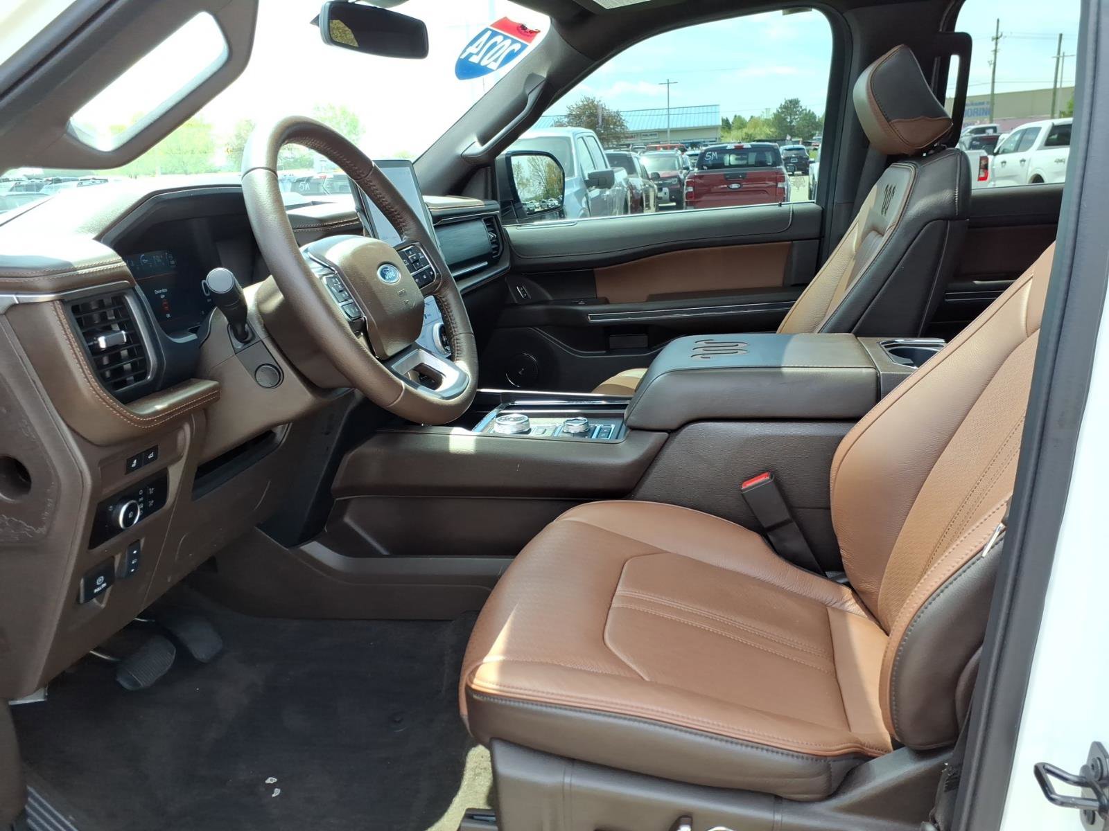 Certified 2024 Ford Expedition King Ranch AWD/4WD image 13
