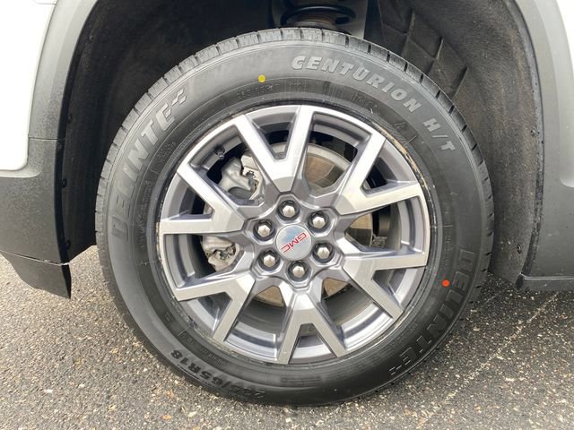 Used 2022 GMC Acadia SLT w/ LPO, Floor Liner Package FWD image 23
