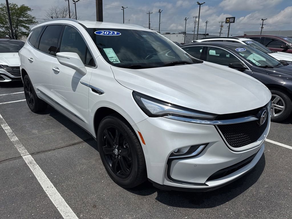 Used 2023 Buick Enclave Essence w/ Sport Touring Edition AWD/4WD image 8