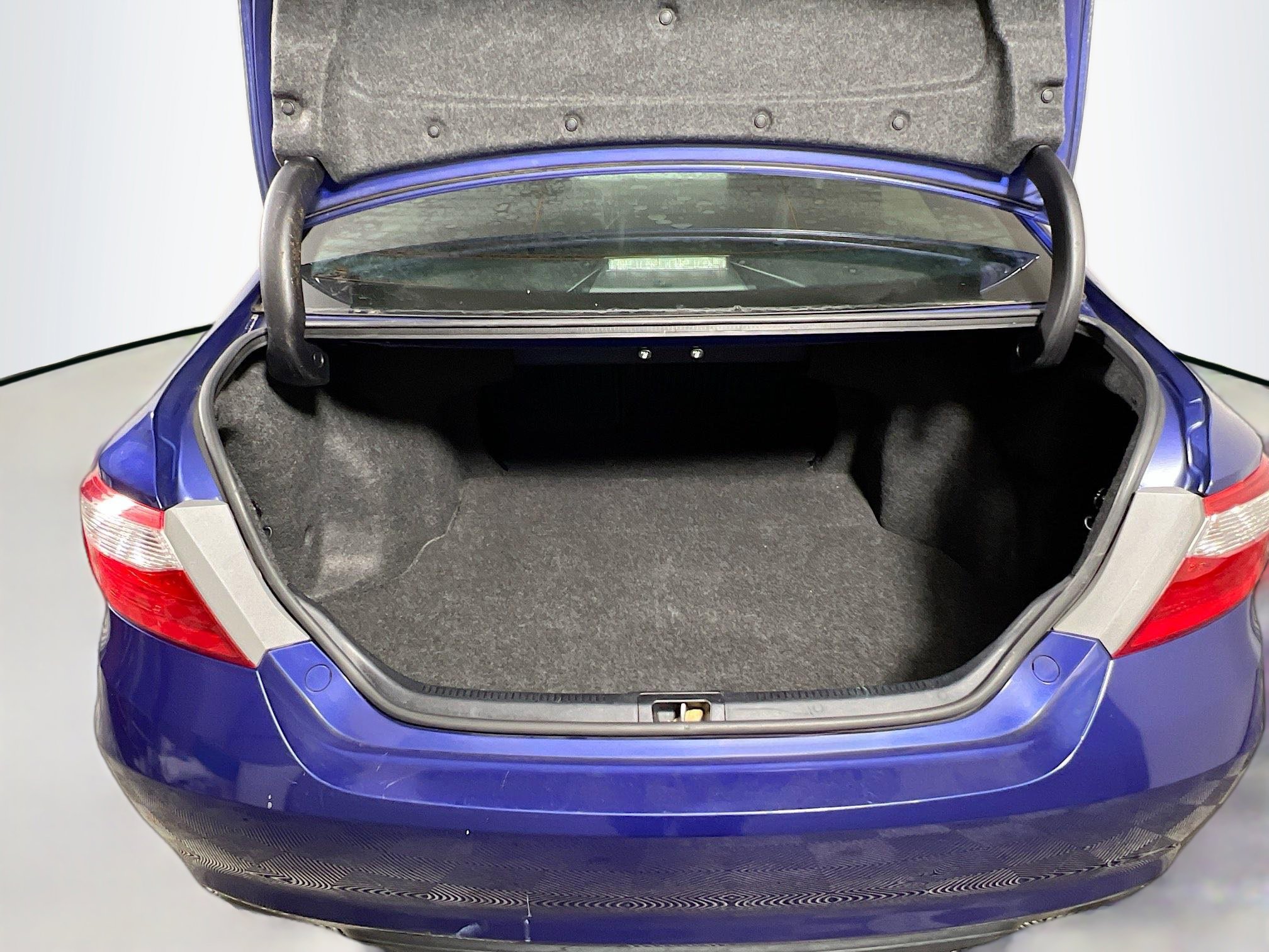 Used 2015 Toyota Camry SE image 33