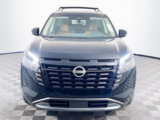 New 2026 Nissan Pathfinder Platinum image 3