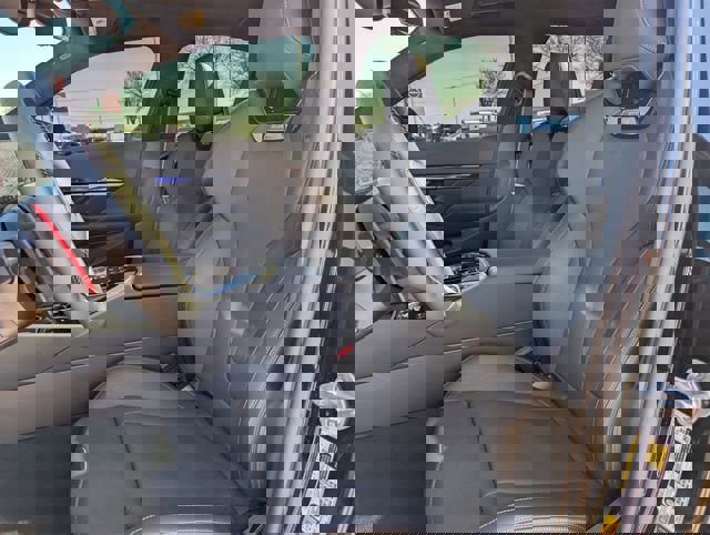 Used 2026 BMW M5 w/ Executive Package image 26