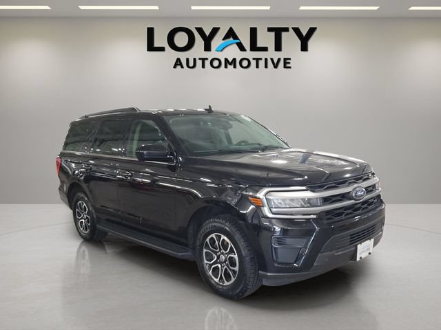 Used 2024 Ford Expedition XLT AWD/4WD image 7