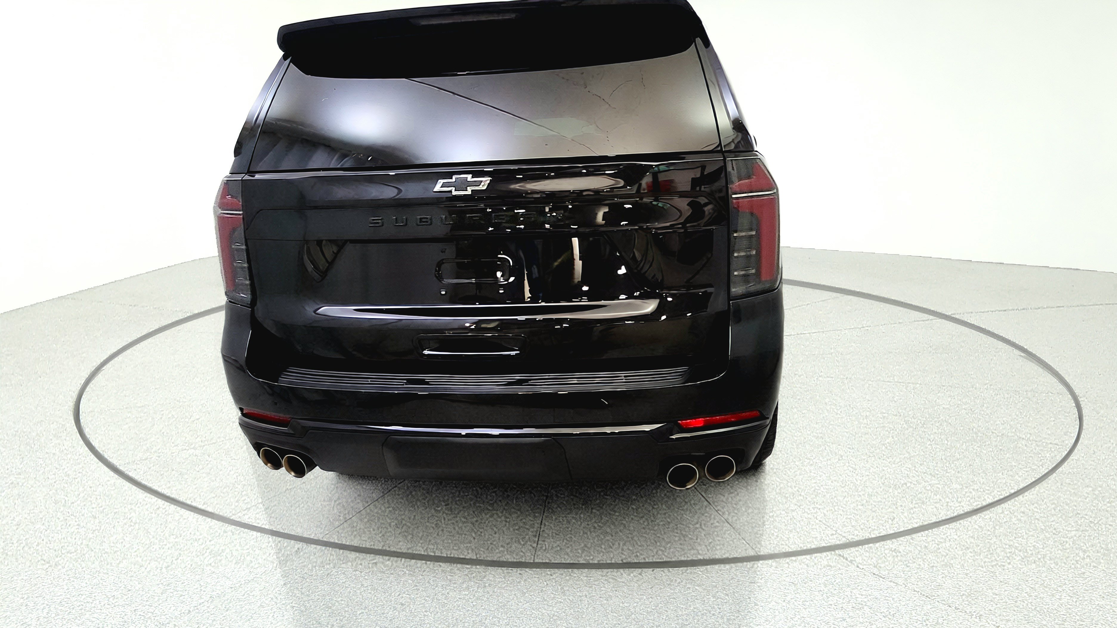 Used 2025 Chevrolet Suburban Z71 AWD/4WD image 6