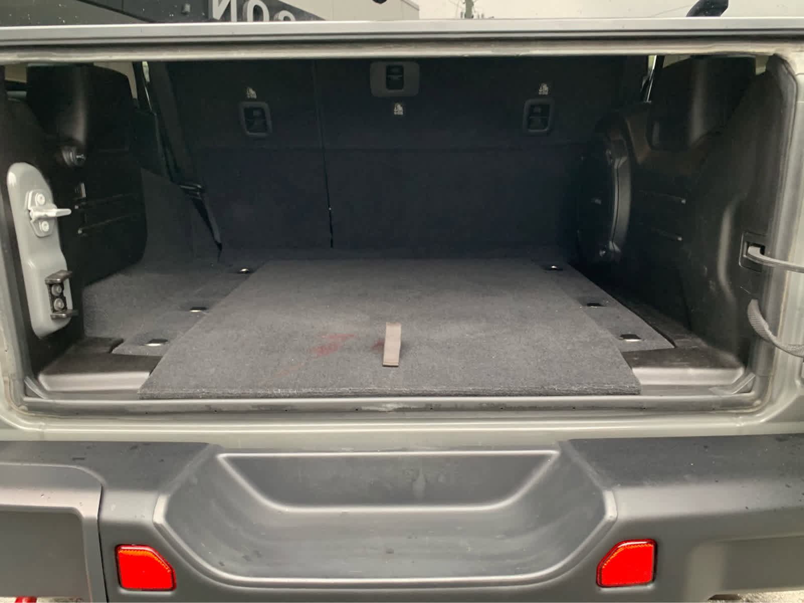 Used 2019 Jeep Wrangler Unlimited Rubicon image 6