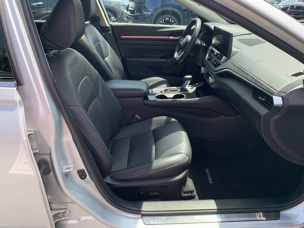 Used 2023 Nissan Altima 2.5 SL AWD/4WD image 31