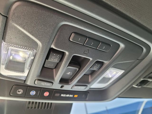 Used 2025 Chevrolet Silverado 3500 High Country w/ High Country Premium Package image 25