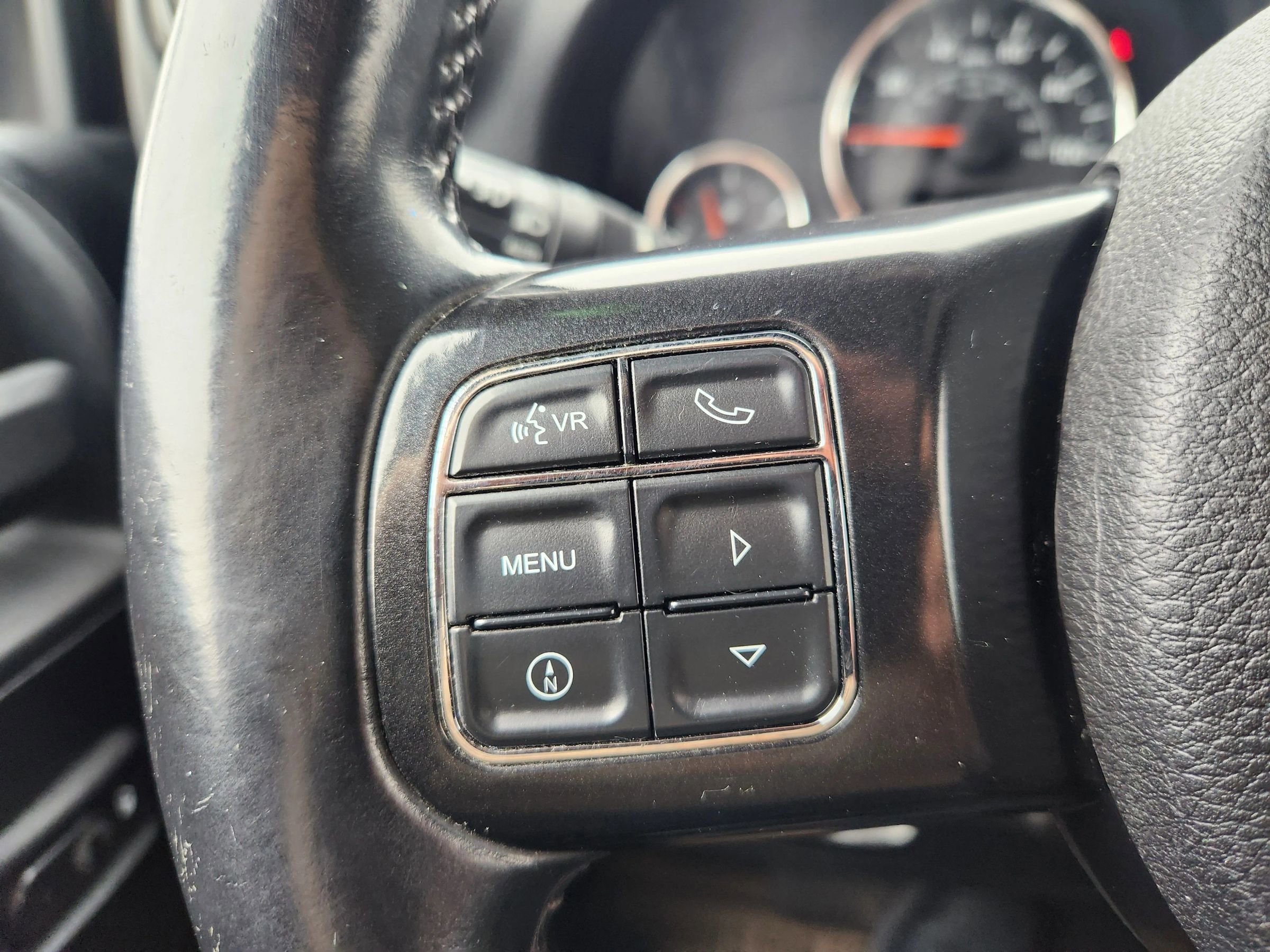 Used 2017 Jeep Wrangler Unlimited Sahara image 28