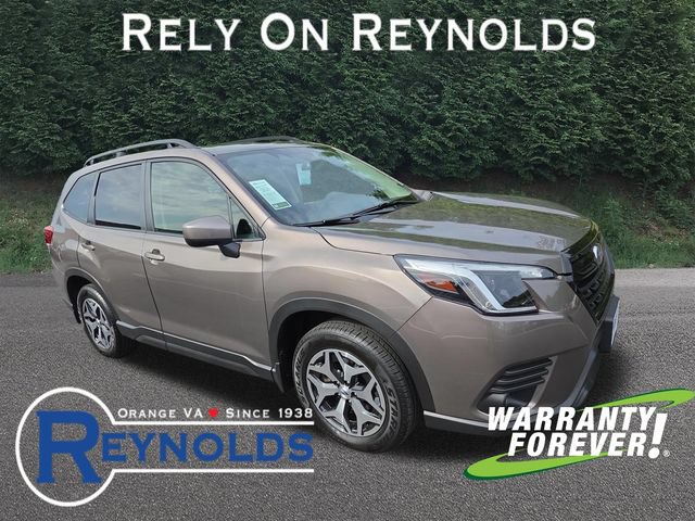 Used 2023 Subaru Forester Premium AWD/4WD image 1
