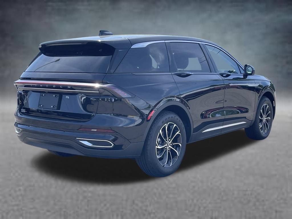 New 2026 Lincoln Nautilus Premier AWD/4WD image 3