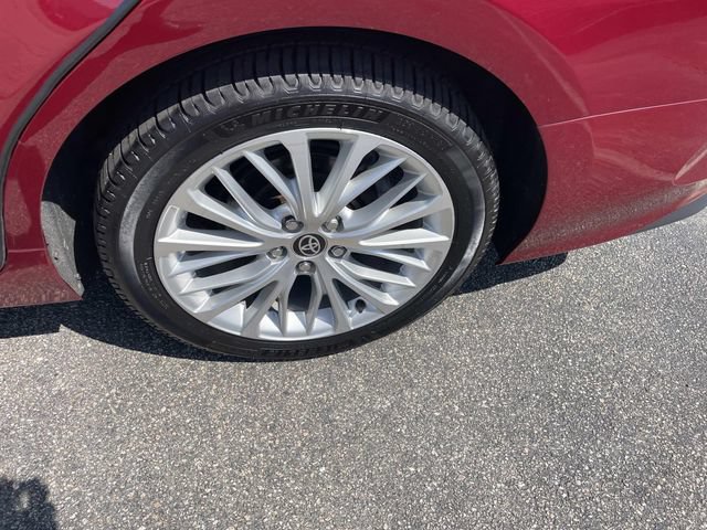 Used 2020 Toyota Camry XLE FWD image 15