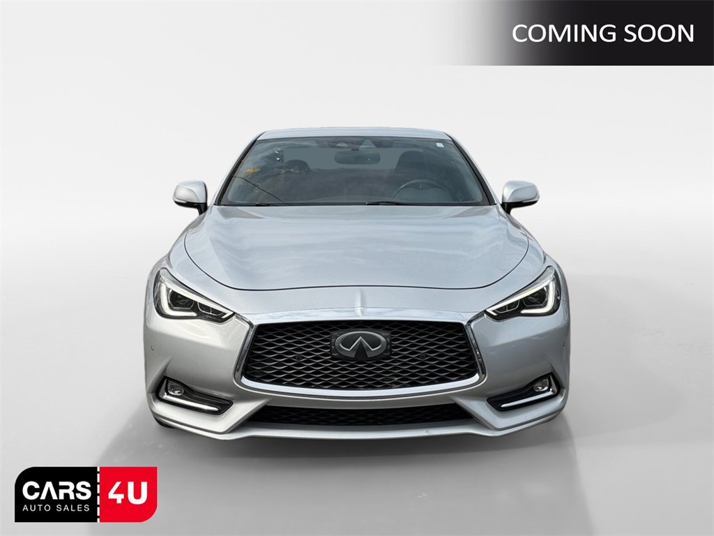 Used 2017 INFINITI Q60 Red Sport 400 image 2