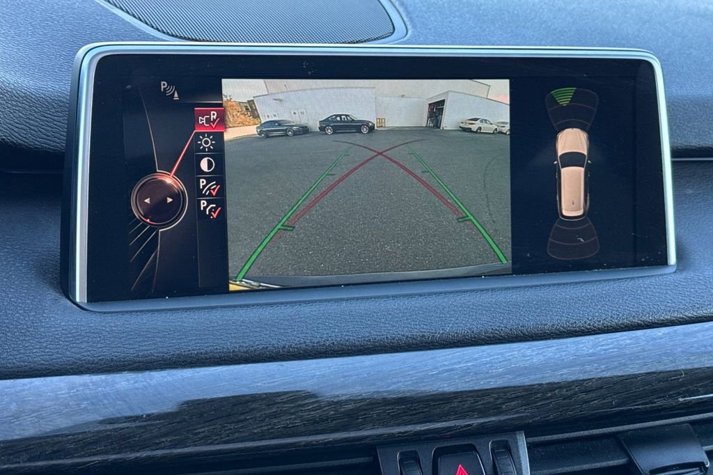 Used 2016 BMW X5 xDrive40e image 23