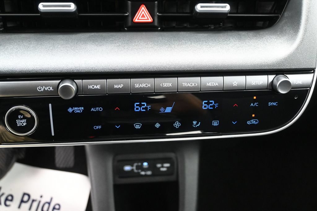 Used 2025 Hyundai Ioniq 5 SE RWD image 21