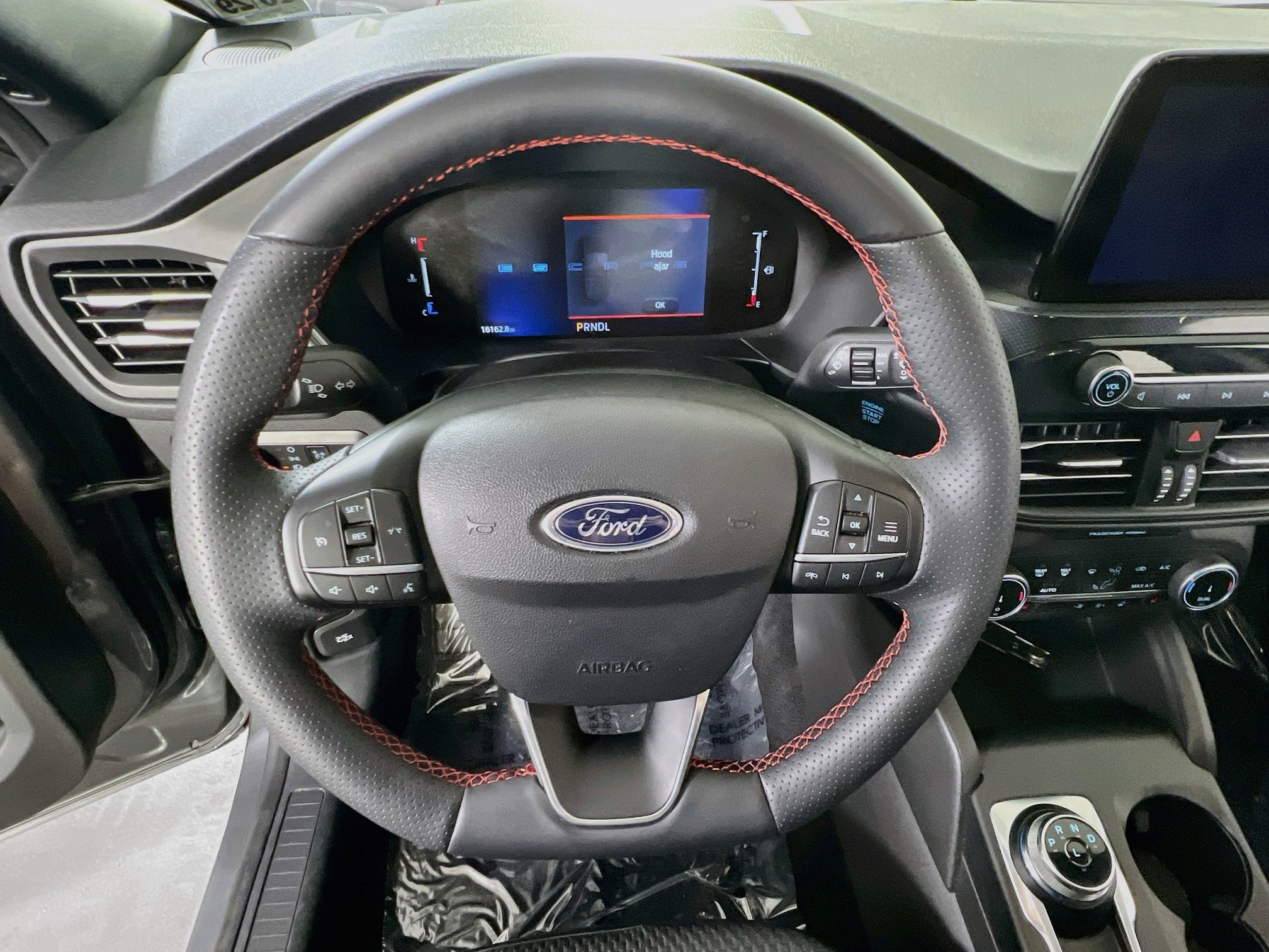 Used 2024 Ford Escape ST-Line AWD/4WD image 11